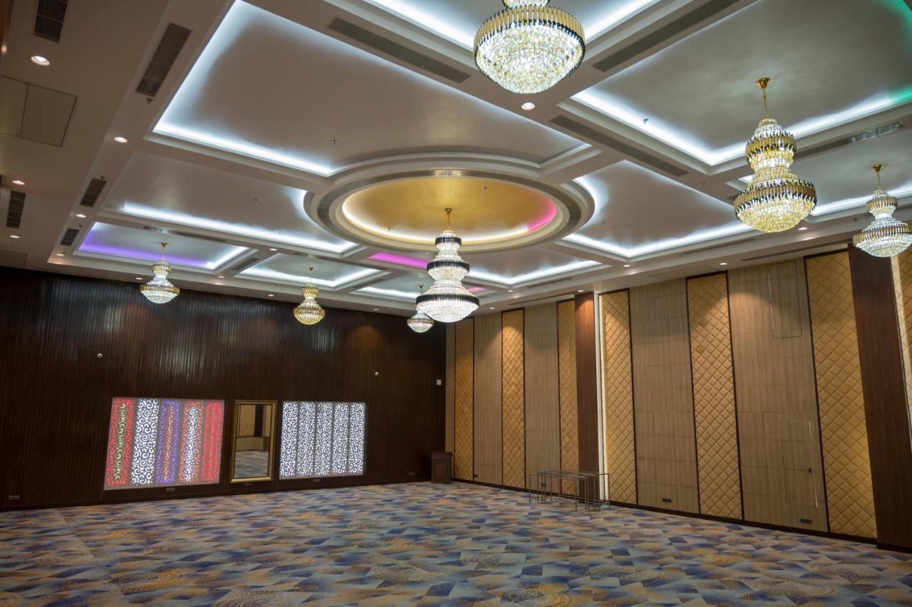 Hotel Golden Retreat Baharampur Zewnętrze zdjęcie